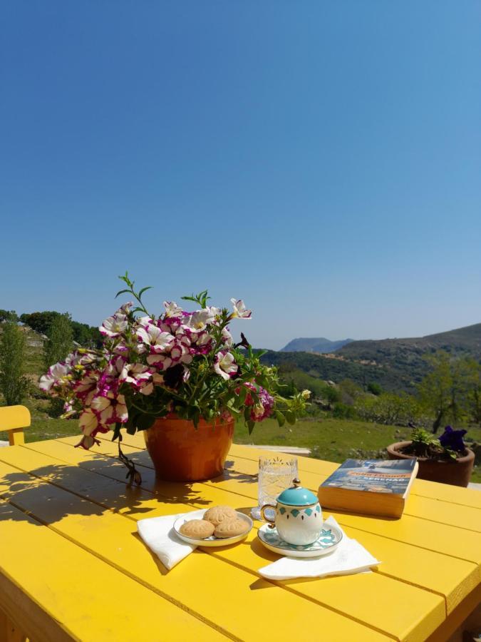 Sari Keci Tas Otel İmroz Esterno foto