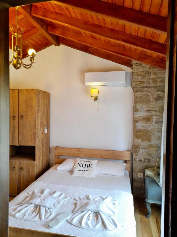 Sari Keci Tas Otel İmroz Esterno foto