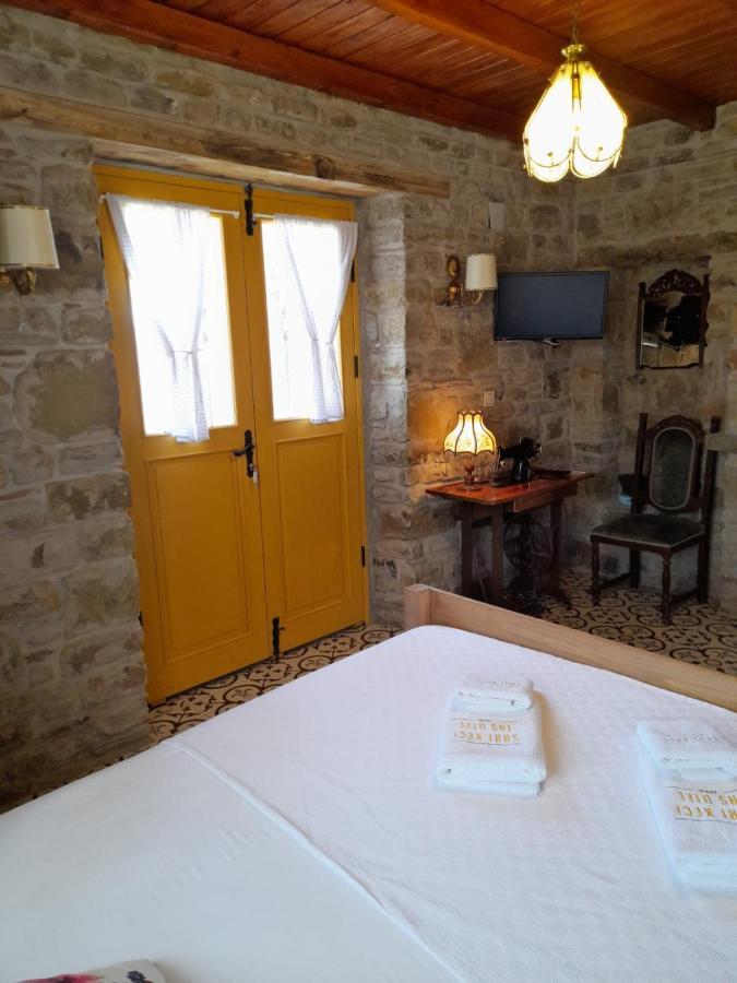 Sari Keci Tas Otel İmroz Esterno foto