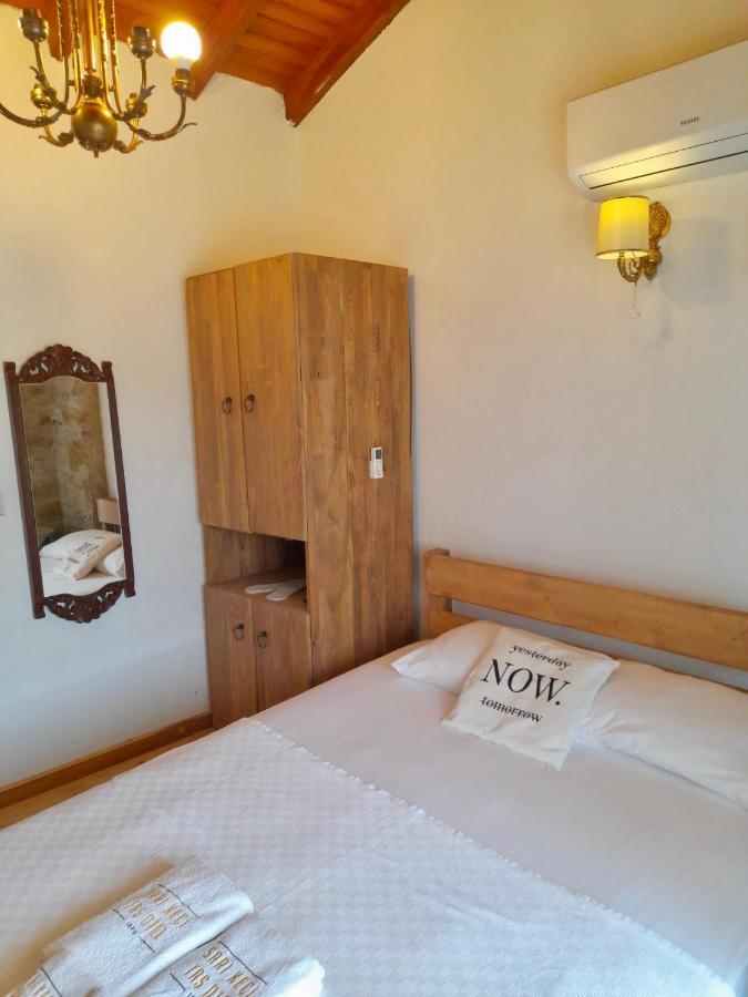 Sari Keci Tas Otel İmroz Esterno foto